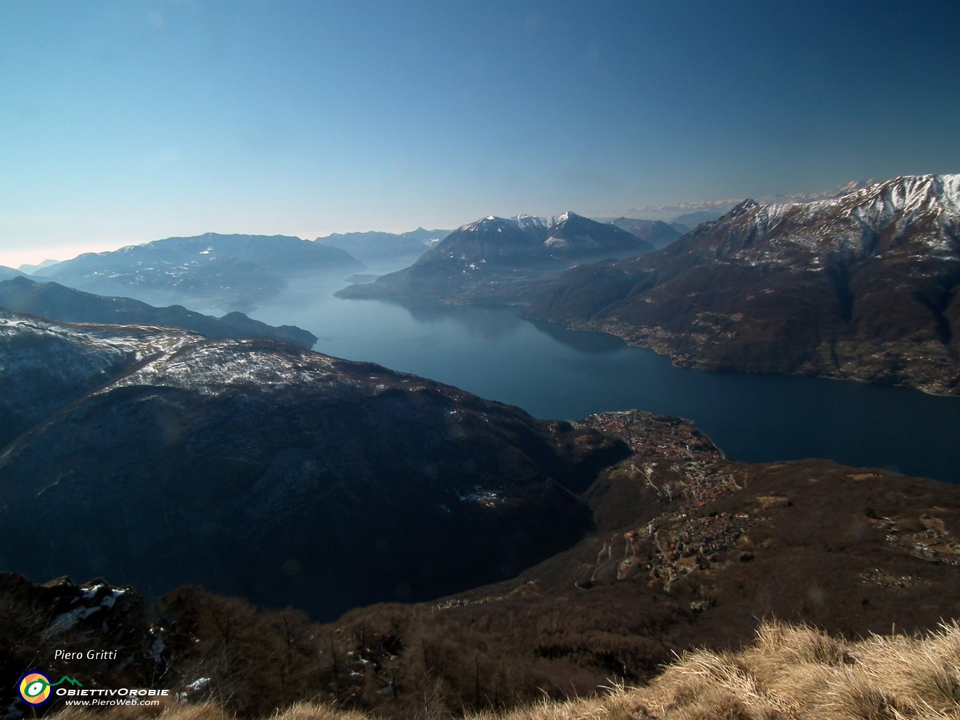 29 Panorama sul Lago di Como fino a vedere i due rami....JPG